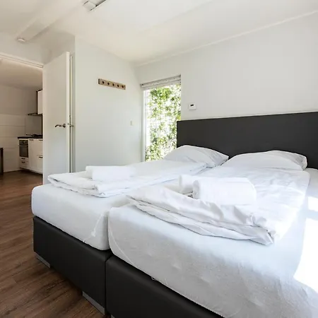 シャレー 54, Prachtige Voor Fietsers! オーイステルウェイク